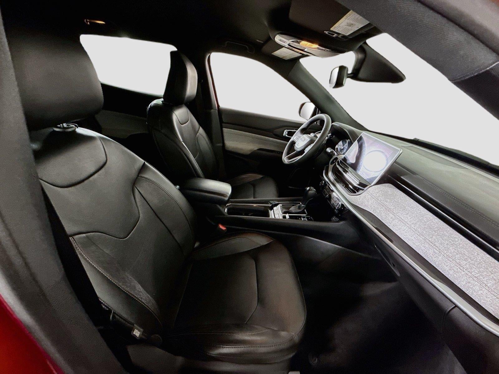 2023 Jeep Compass Latitude Lux