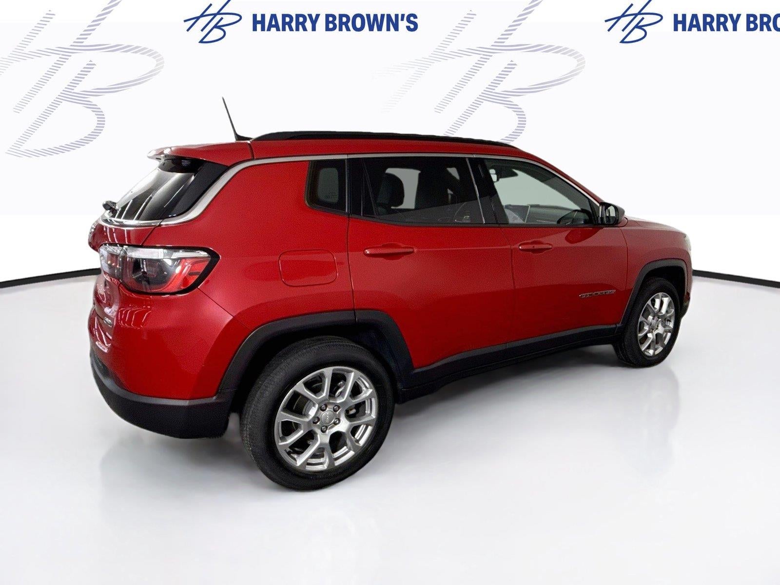 2023 Jeep Compass Latitude Lux