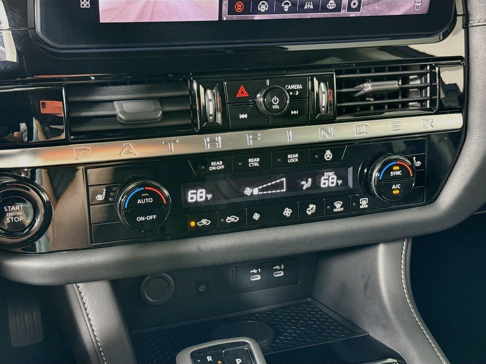 2026 Nissan Pathfinder SL