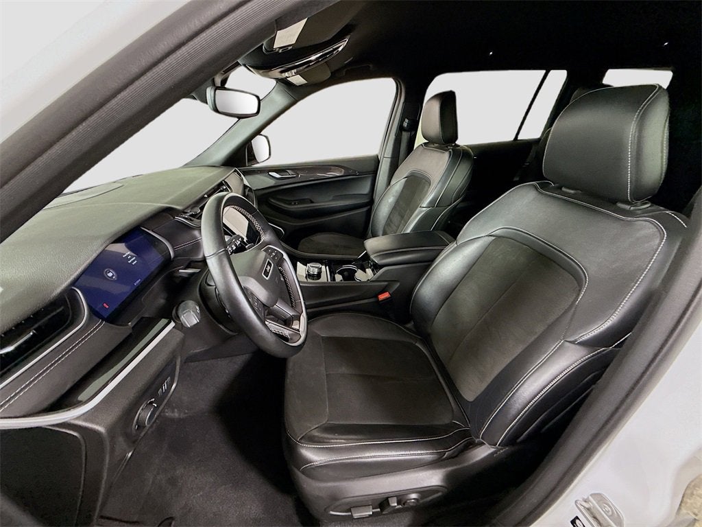 2022 Jeep Grand Cherokee L Altitude