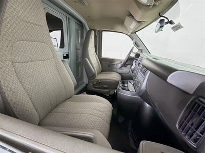 2025 Chevrolet Express Cutaway 3500 1WT