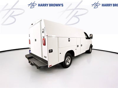 2025 Chevrolet Express Cutaway 3500 1WT