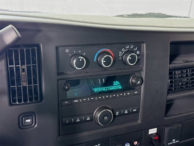 2025 Chevrolet Express Cutaway 3500 1WT