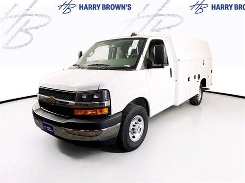 2025 Chevrolet Express Cutaway 3500 1WT