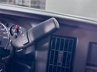 2025 Chevrolet Express Cutaway 3500 1WT