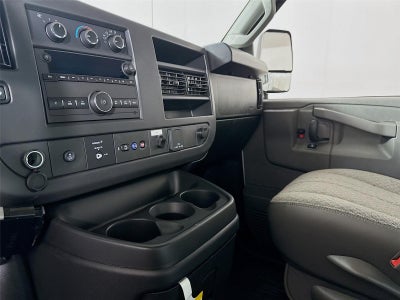 2025 Chevrolet Express Cutaway 3500 1WT