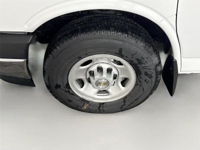 2025 Chevrolet Express Cutaway 3500 1WT