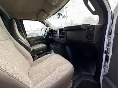 2025 Chevrolet Express Cutaway 3500 1WT