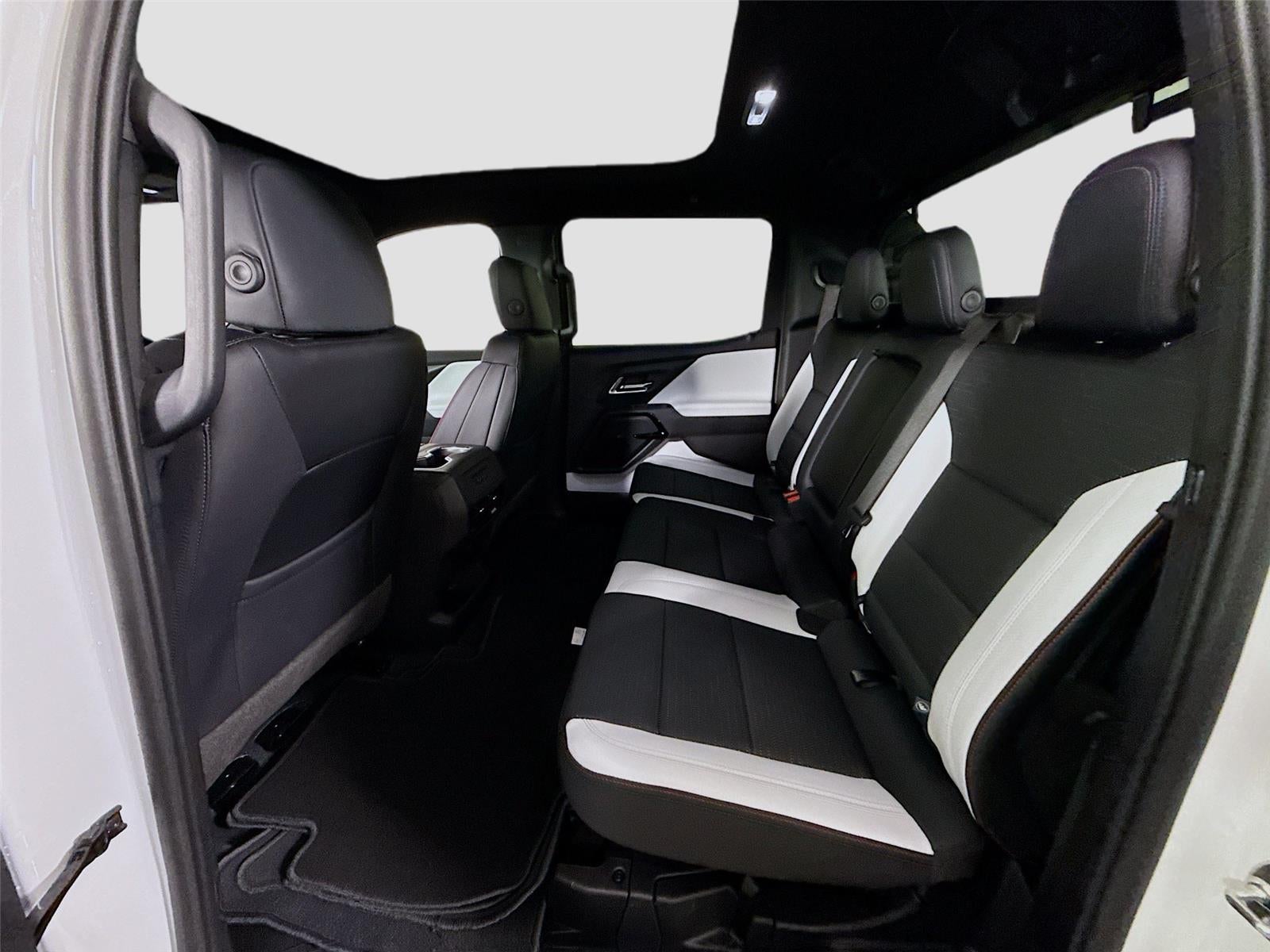 2025 Chevrolet Silverado EV RST - Max Range