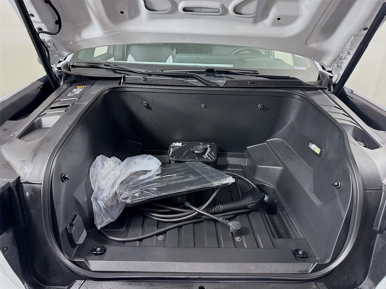 2025 Chevrolet Silverado EV RST - Max Range