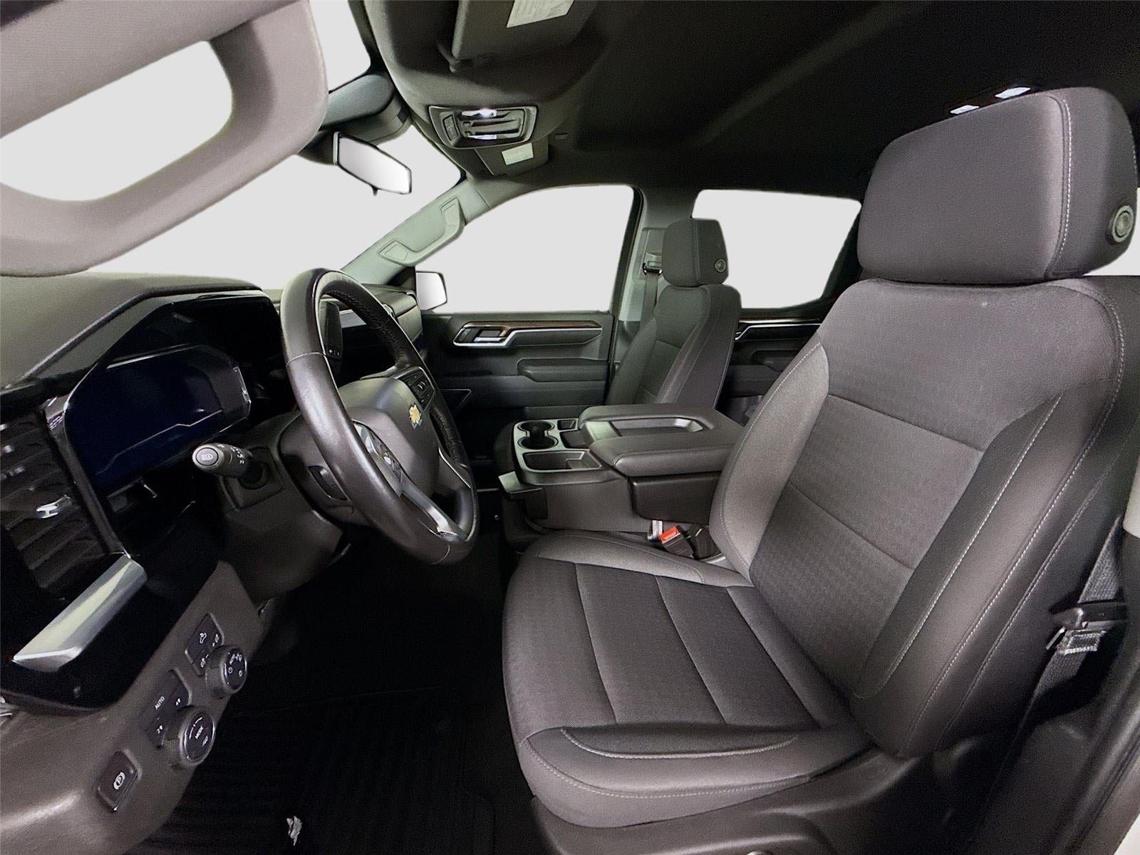 2022 Chevrolet Silverado 1500 LT (2FL)