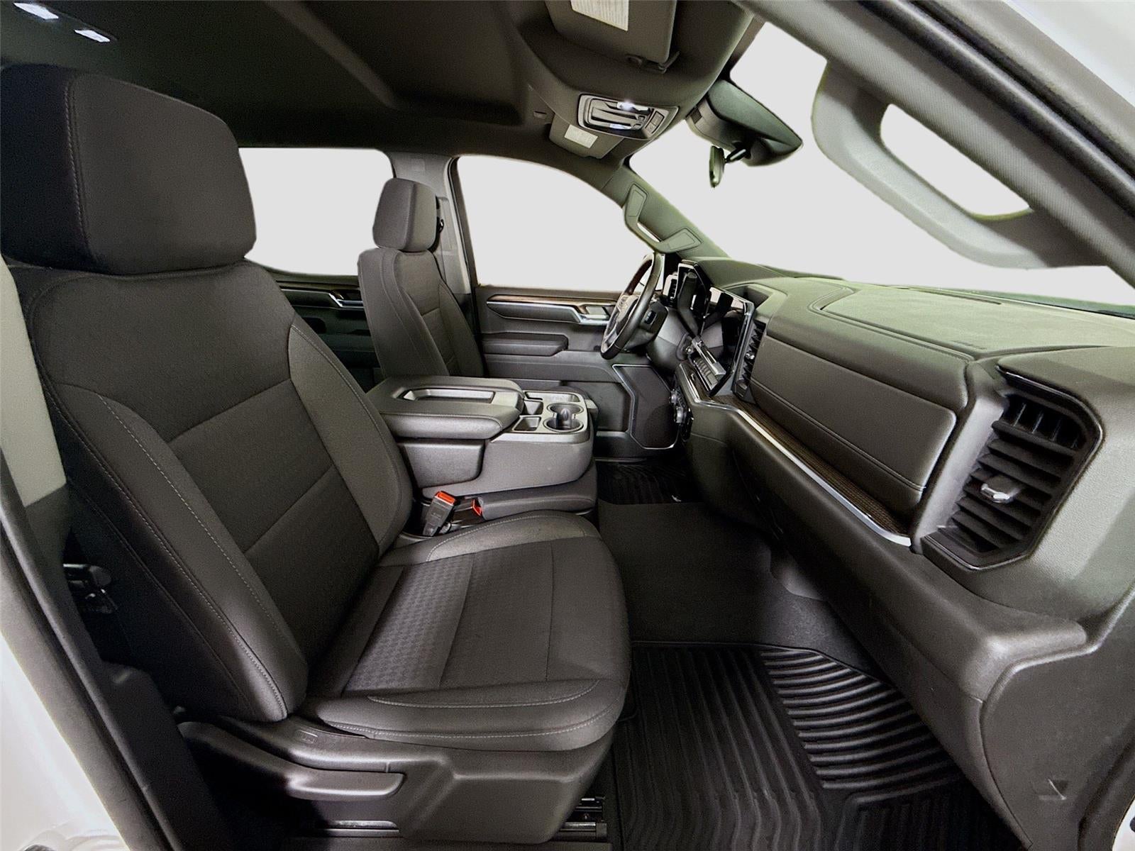 2022 Chevrolet Silverado 1500 LT (2FL)