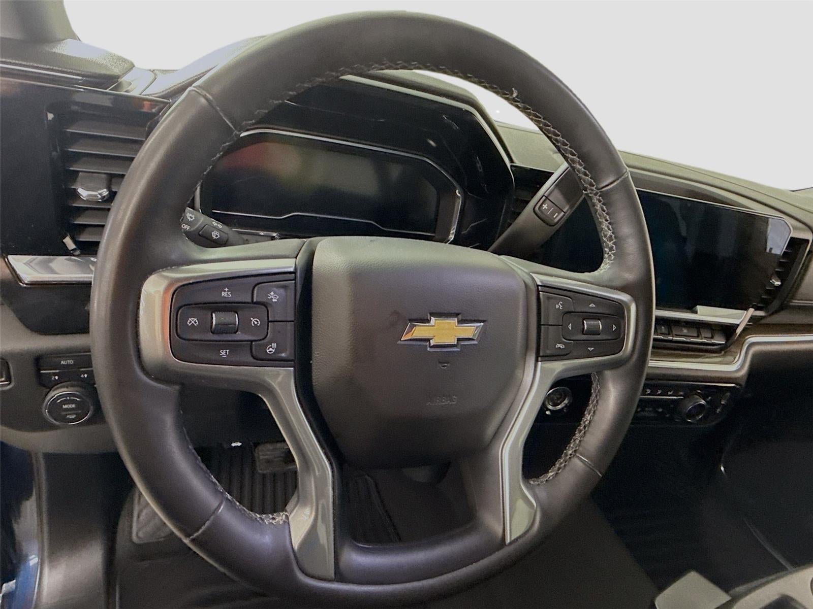 2023 Chevrolet Silverado 1500 LT (2FL)