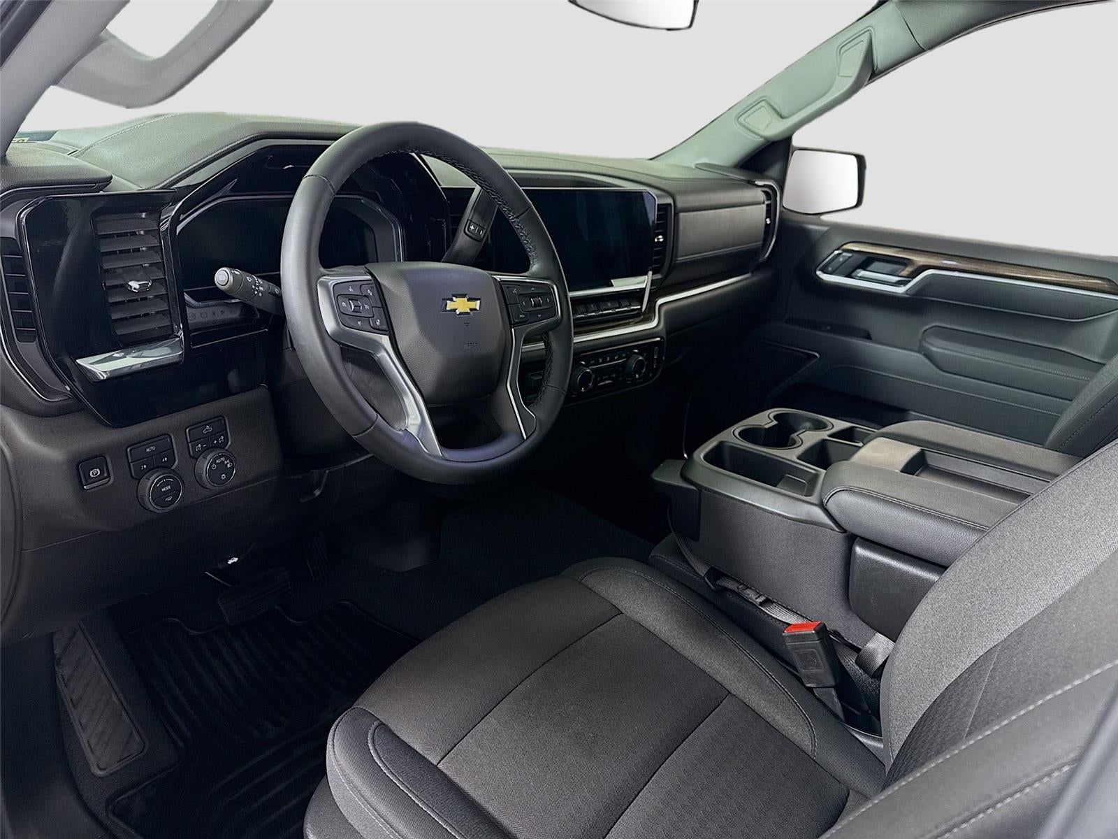 2025 Chevrolet Silverado 1500 LT (2FL)