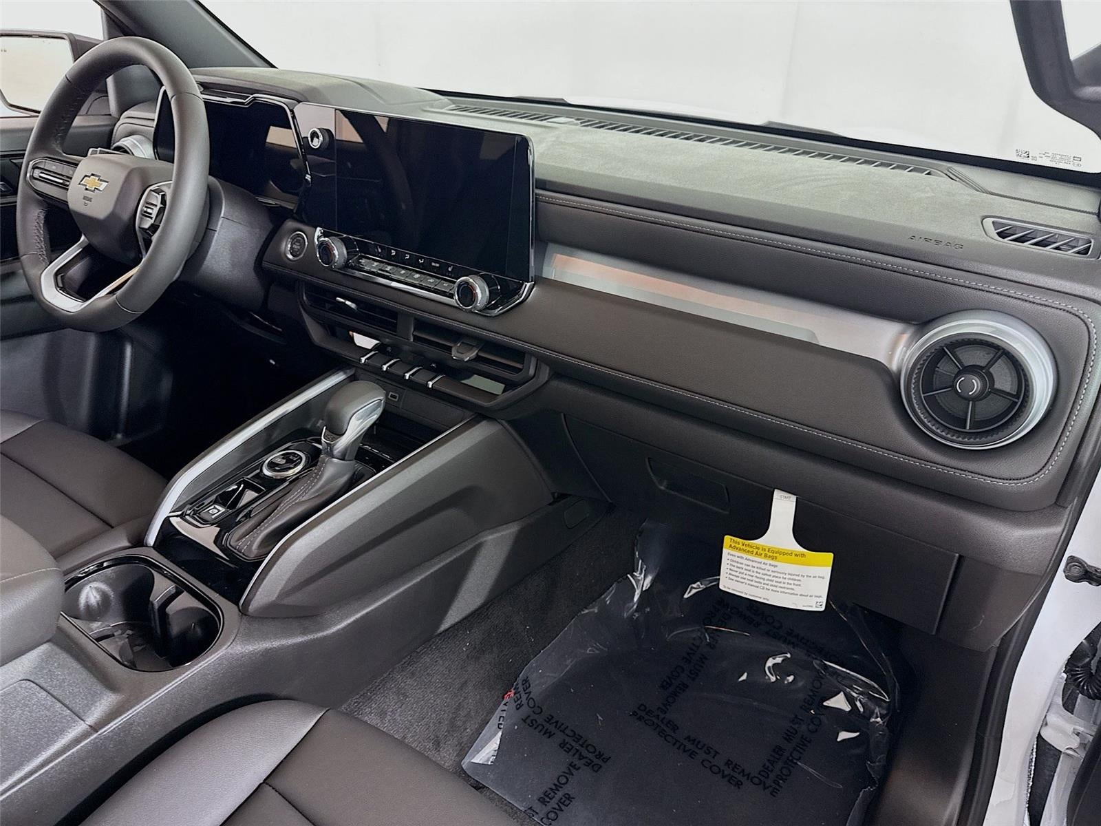 2025 Chevrolet Colorado WT/LT