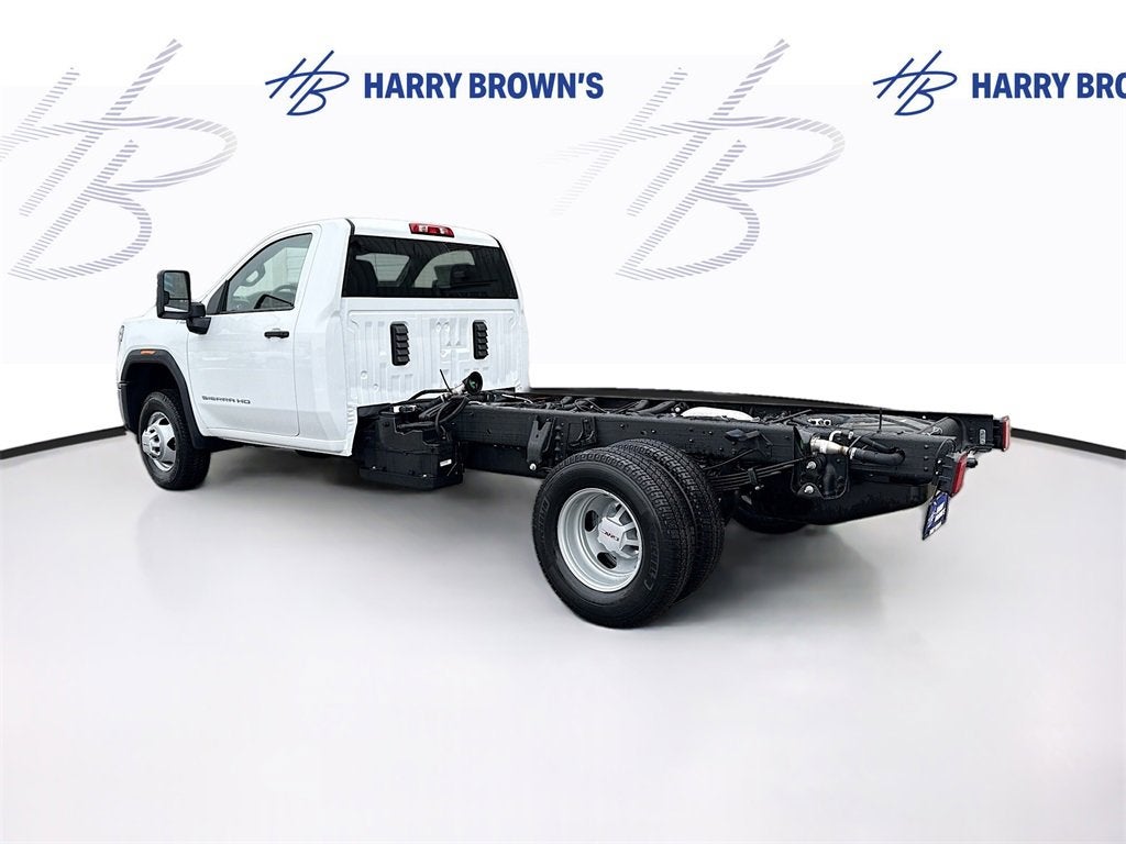 2026 GMC Sierra 3500 HD Chassis Cab Pro