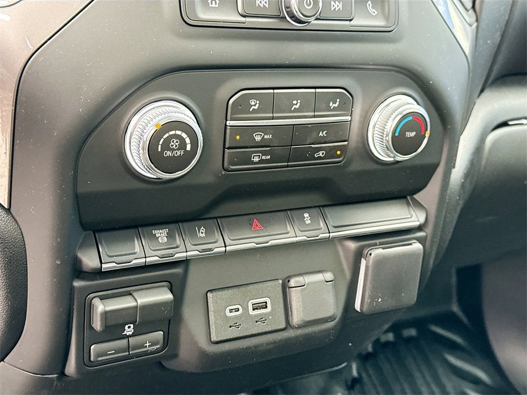 2026 GMC Sierra 3500 HD Chassis Cab Pro