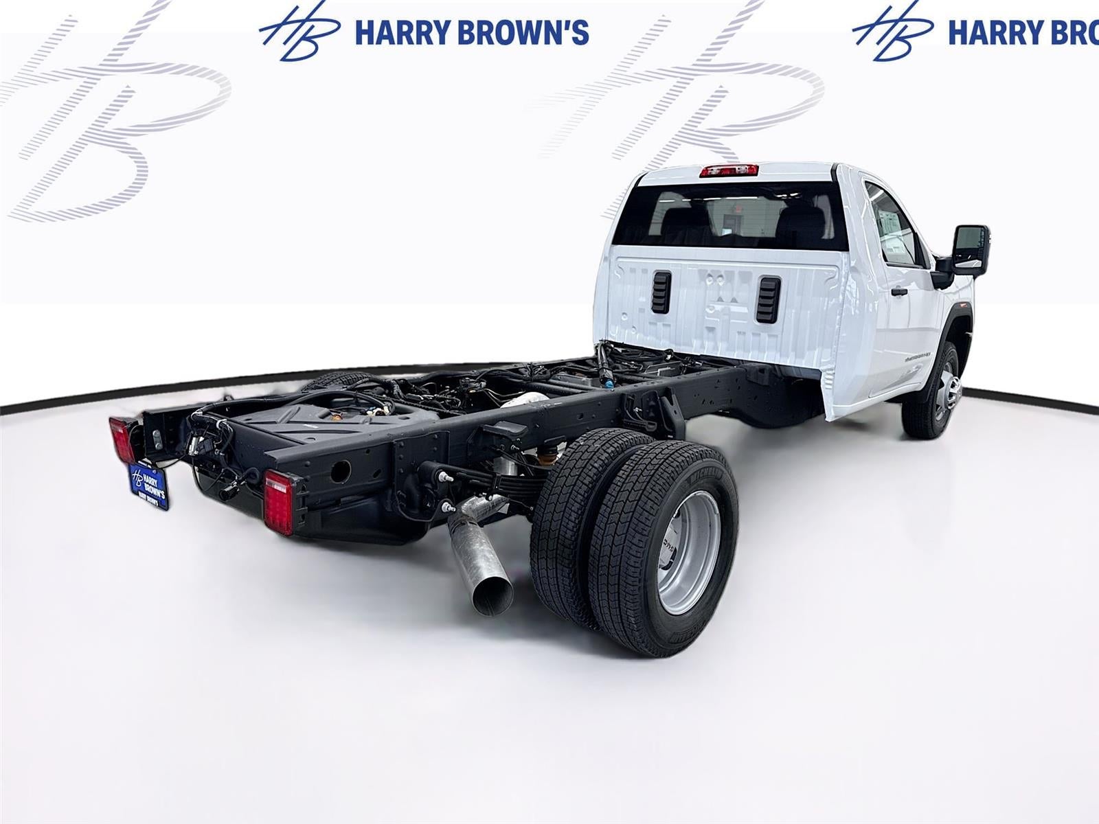 2026 GMC Sierra 3500 HD Chassis Cab Pro