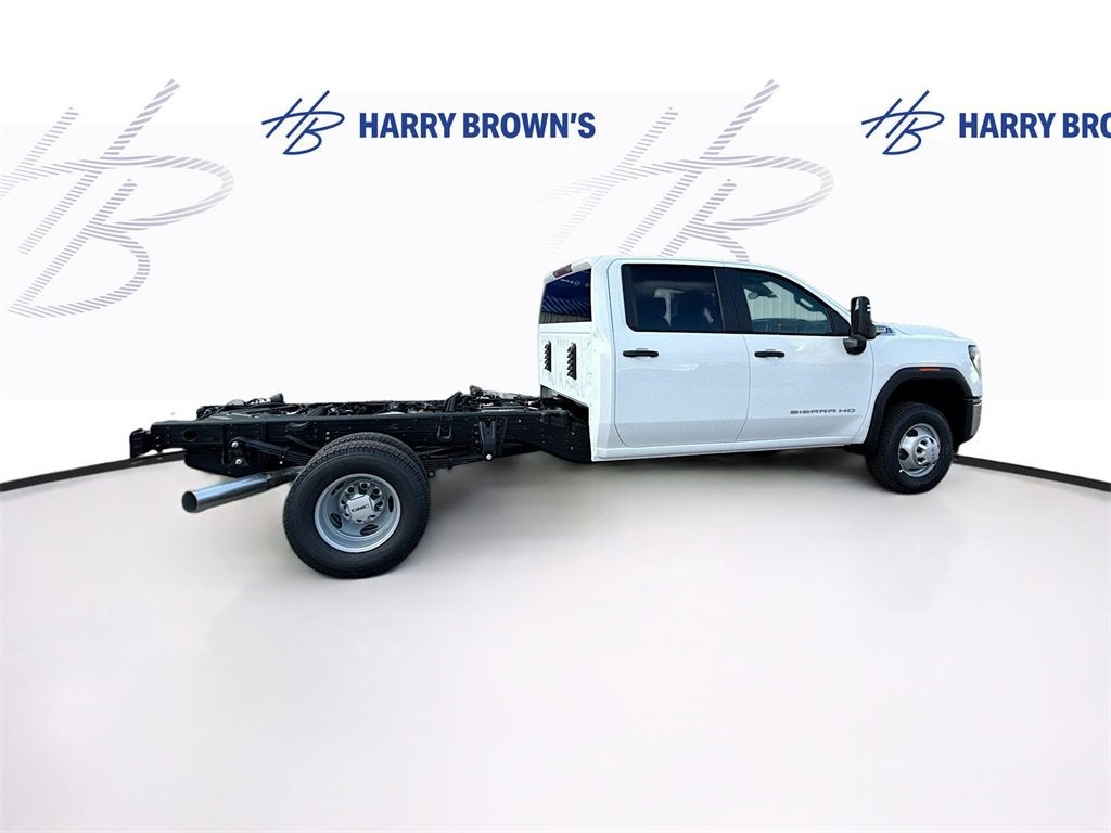 2026 GMC Sierra 3500 HD Chassis Cab Pro