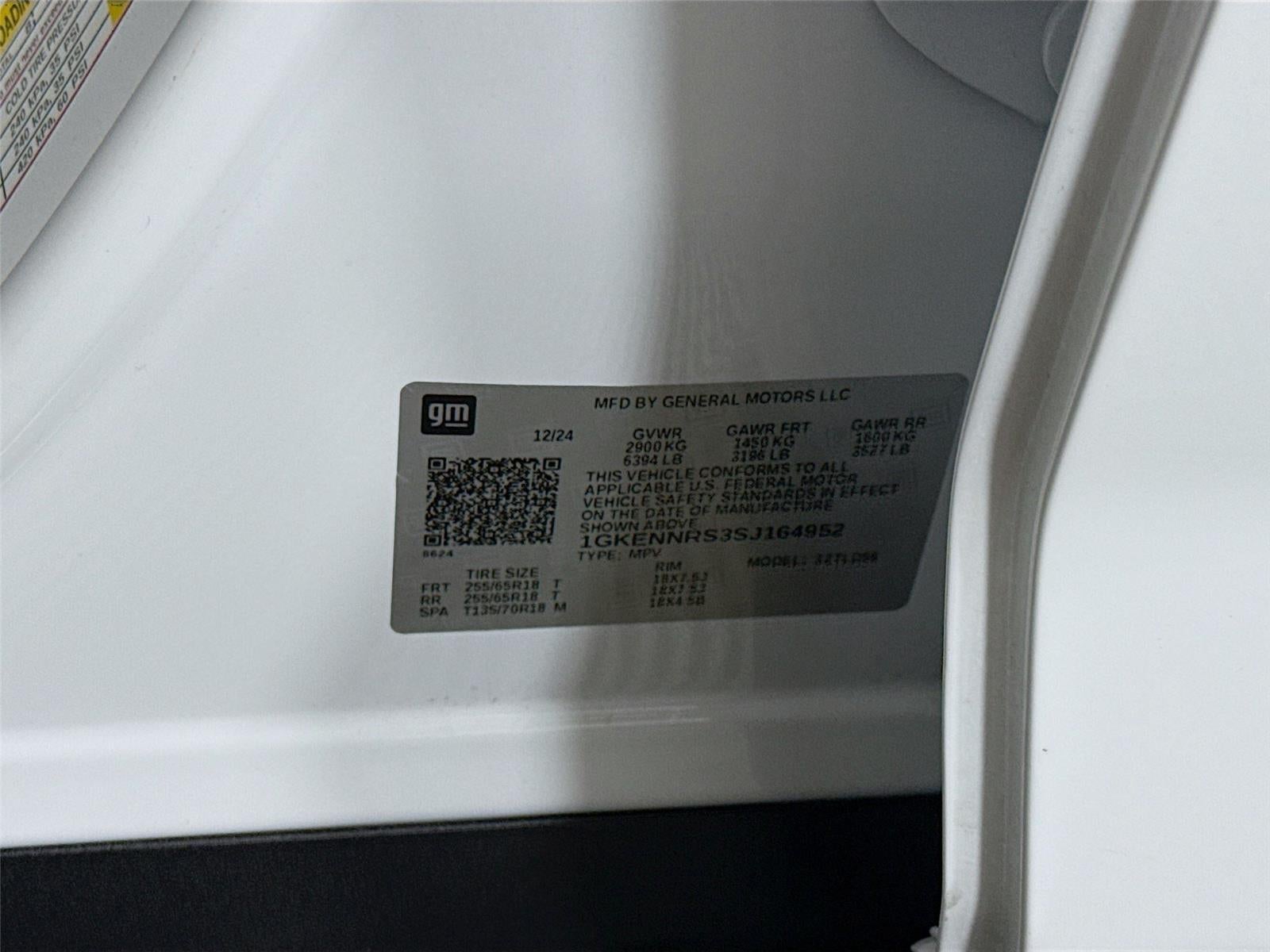 2025 GMC Acadia Elevation