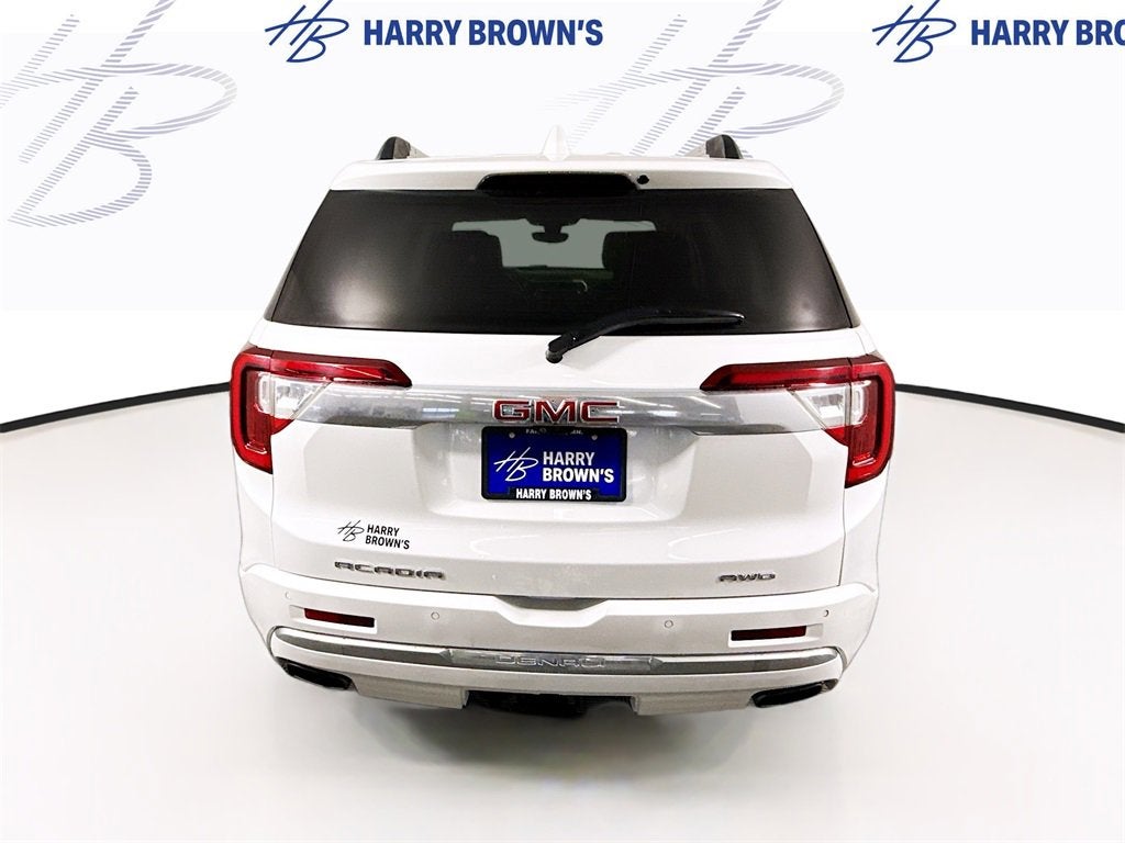 2022 GMC Acadia Denali