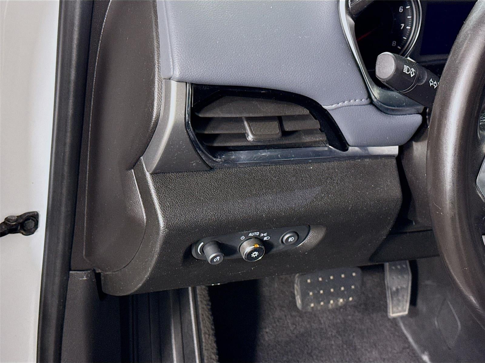 2018 Chevrolet Traverse LT Leather