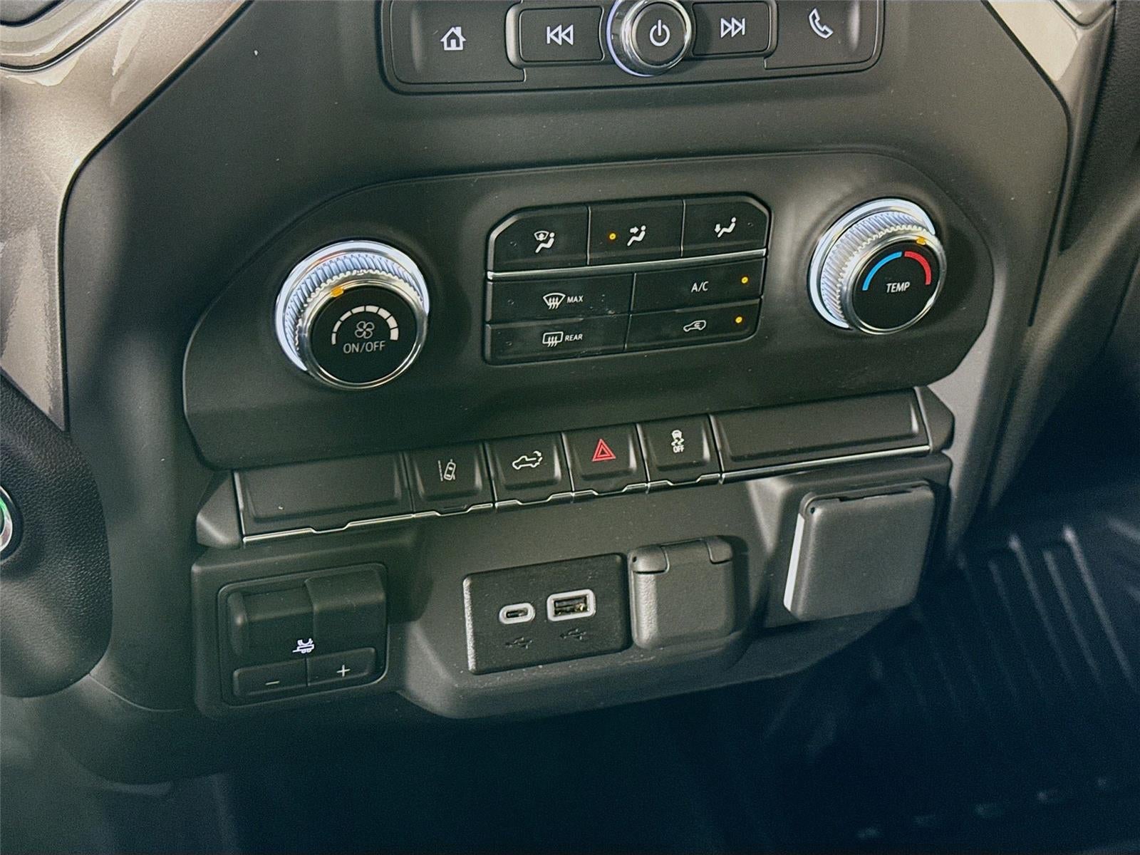 2025 GMC Sierra 2500 HD Pro