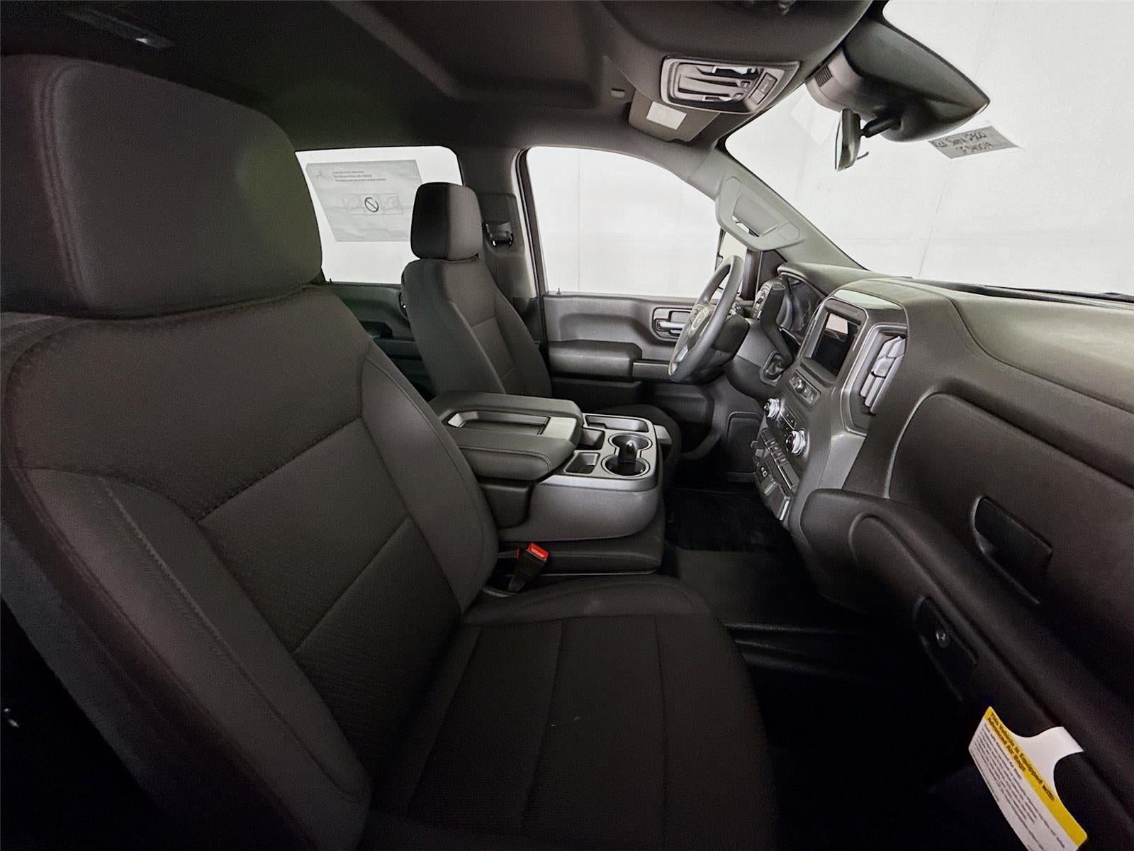 2025 GMC Sierra 2500 HD Pro