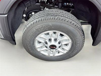 2025 GMC Sierra 2500 HD Pro