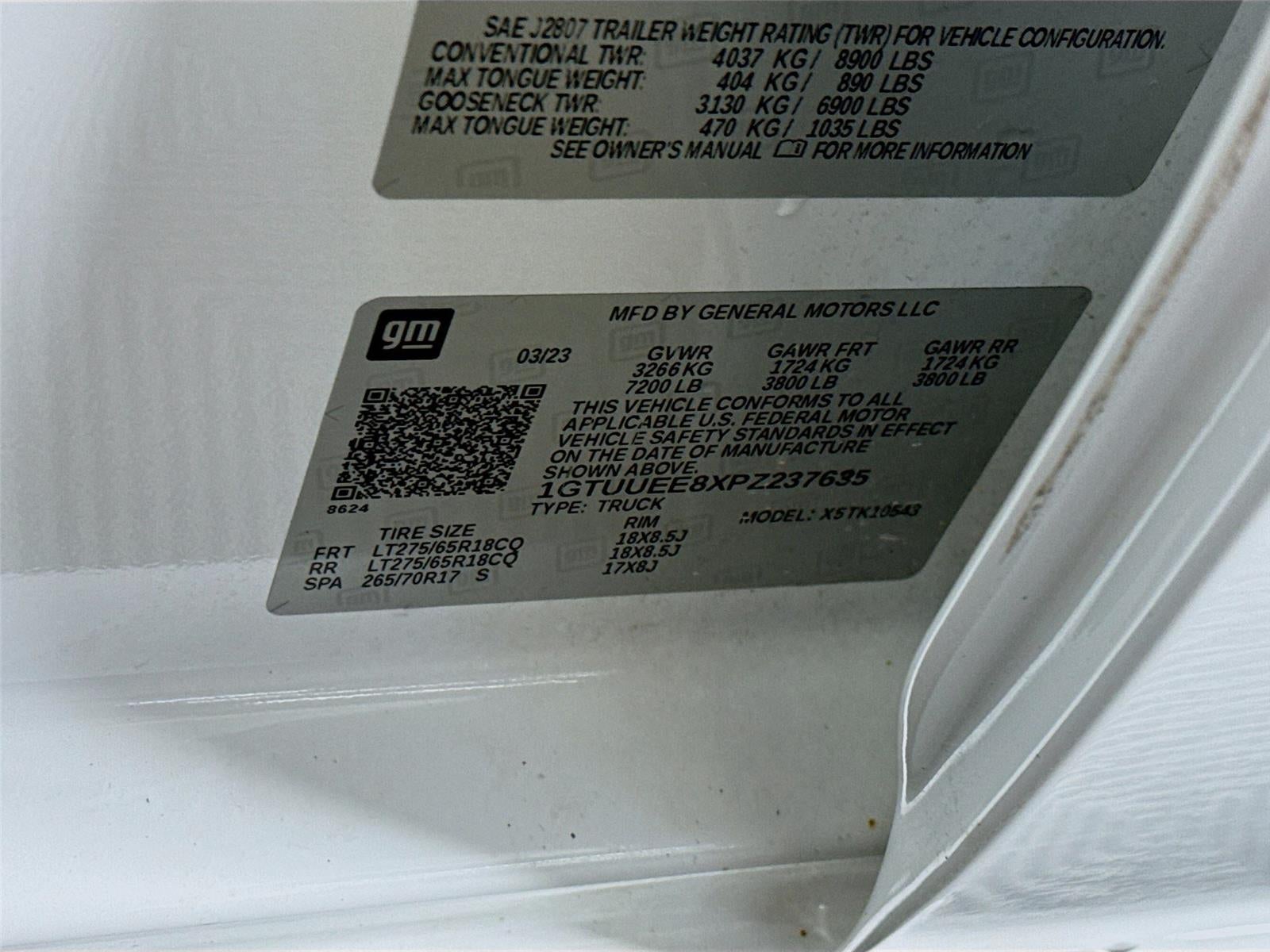 2023 GMC Sierra 1500 AT4