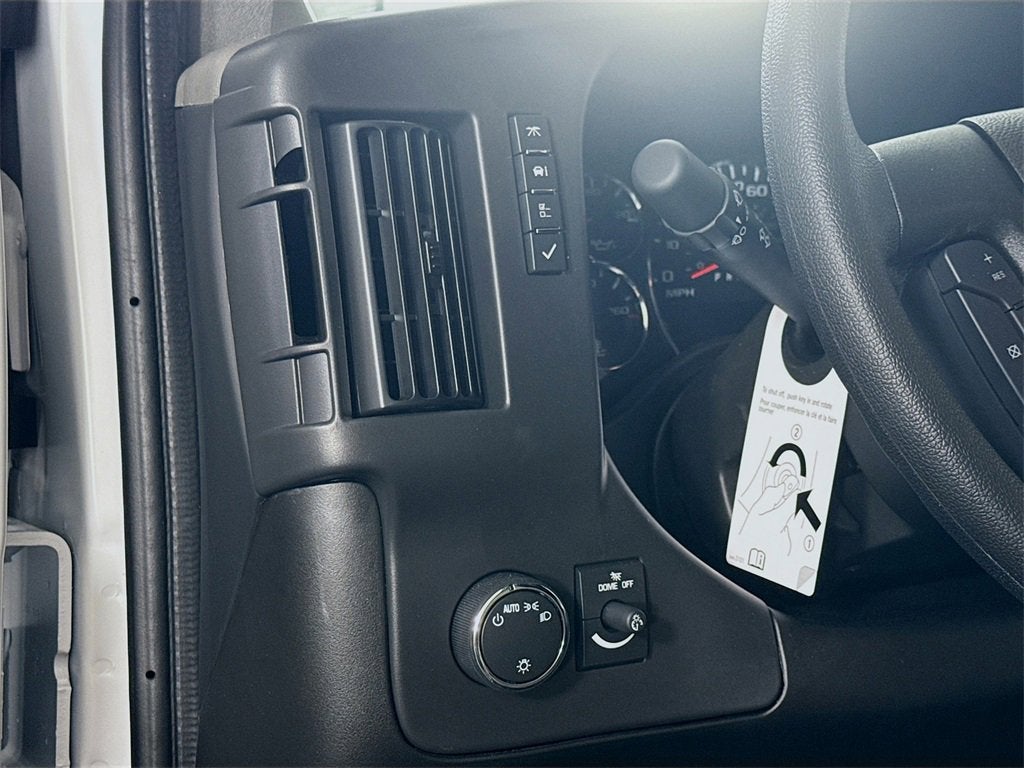 2025 GMC Savana Cargo 2500 Work Van