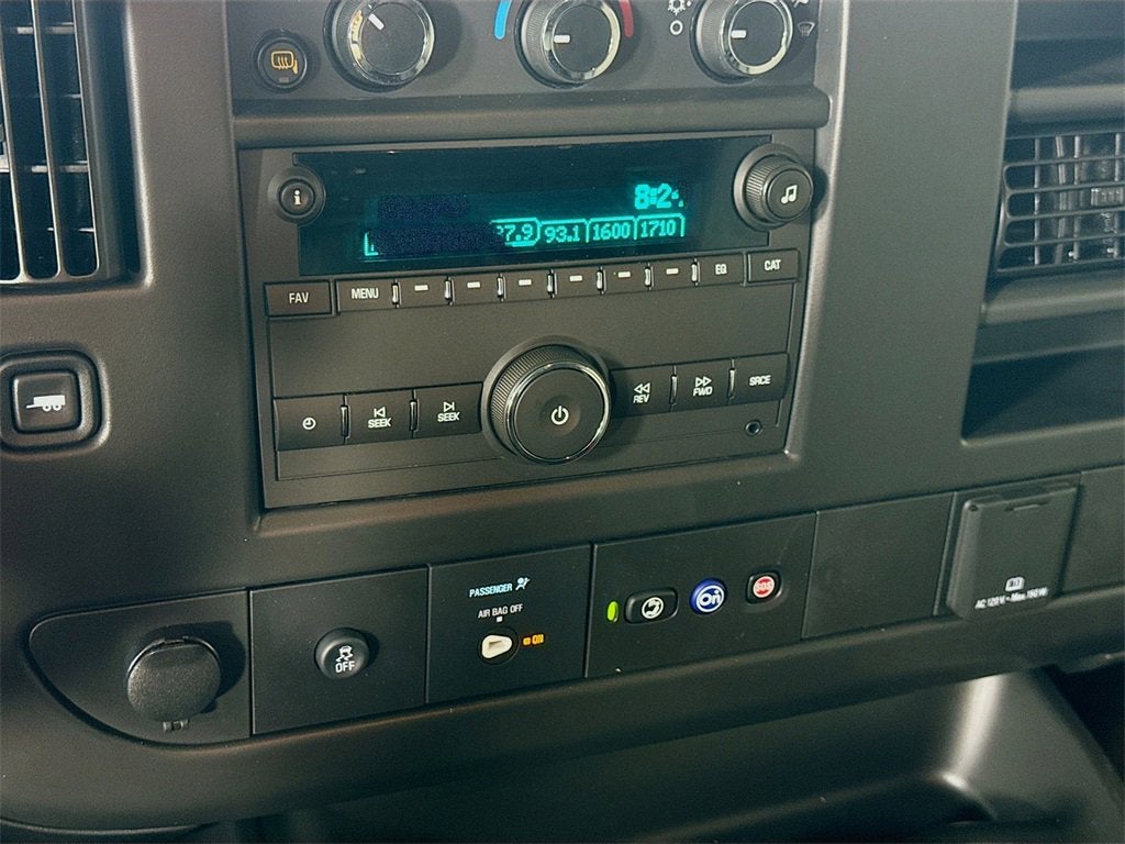 2025 GMC Savana Cargo 2500 Work Van