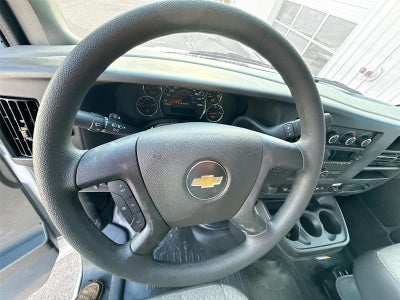 2025 Chevrolet Express Cutaway 3500 1WT