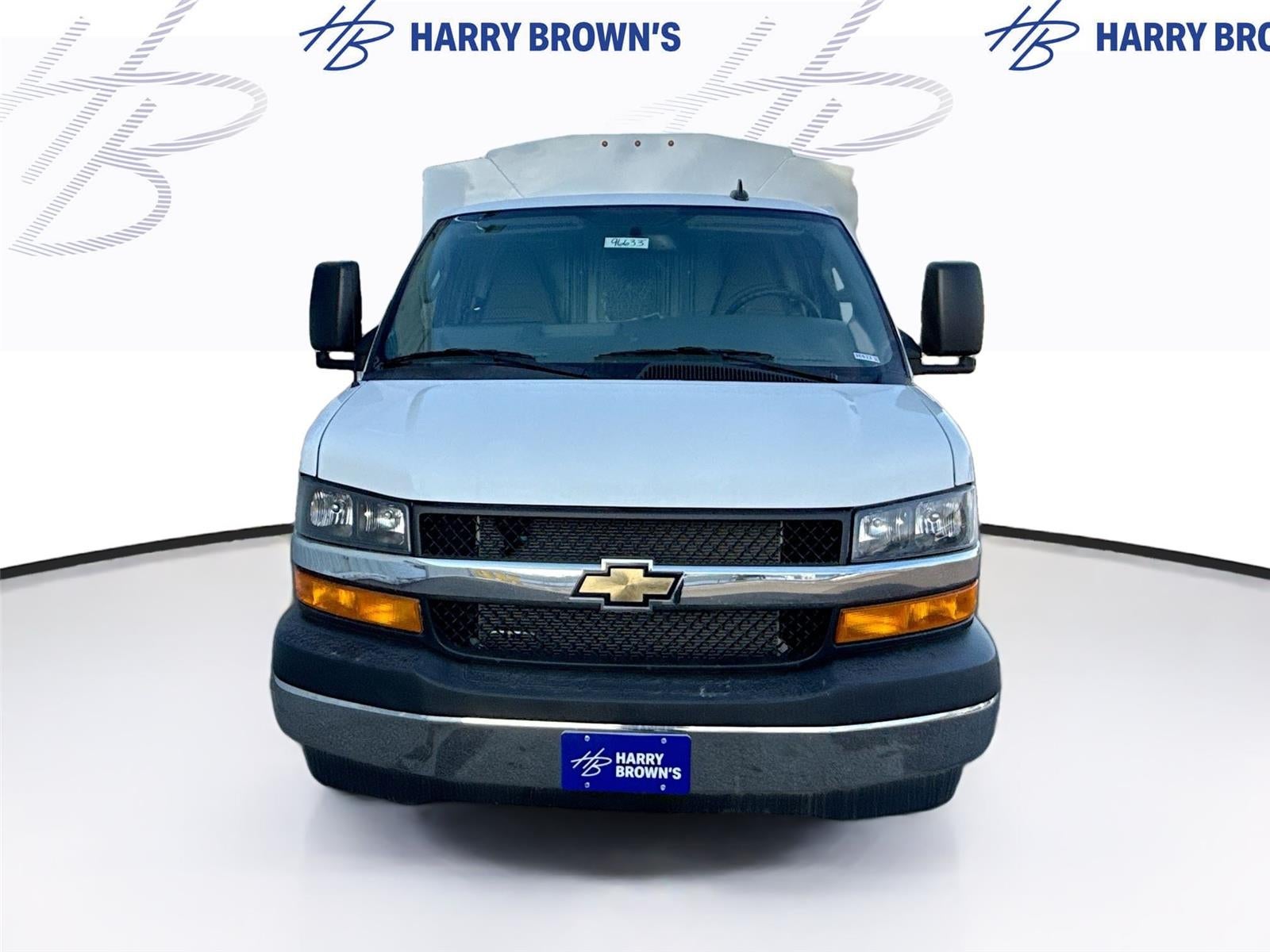2025 Chevrolet Express Cutaway 3500 1WT