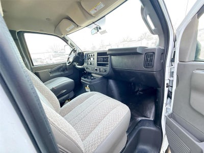 2025 Chevrolet Express Cutaway 3500 1WT