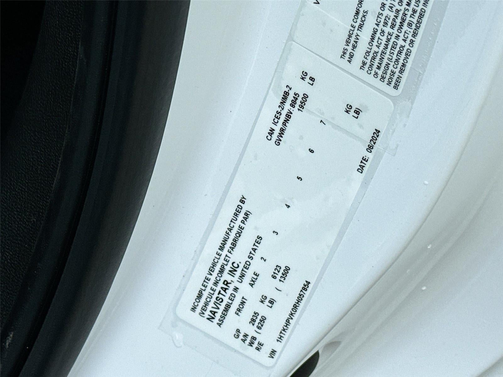 2024 Chevrolet Silverado 5500 HD Work Truck