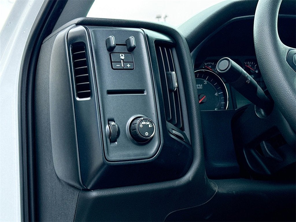 2024 Chevrolet Silverado 5500 HD Work Truck