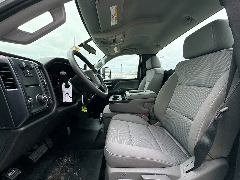 2024 Chevrolet Silverado 5500 HD Work Truck