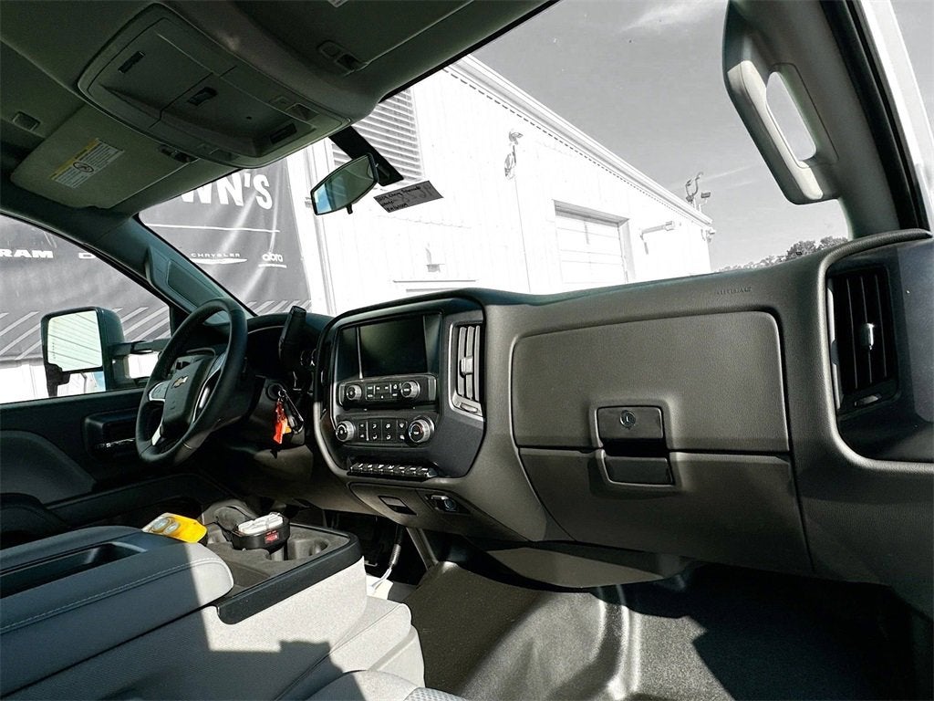 2024 Chevrolet Silverado 5500 HD Work Truck