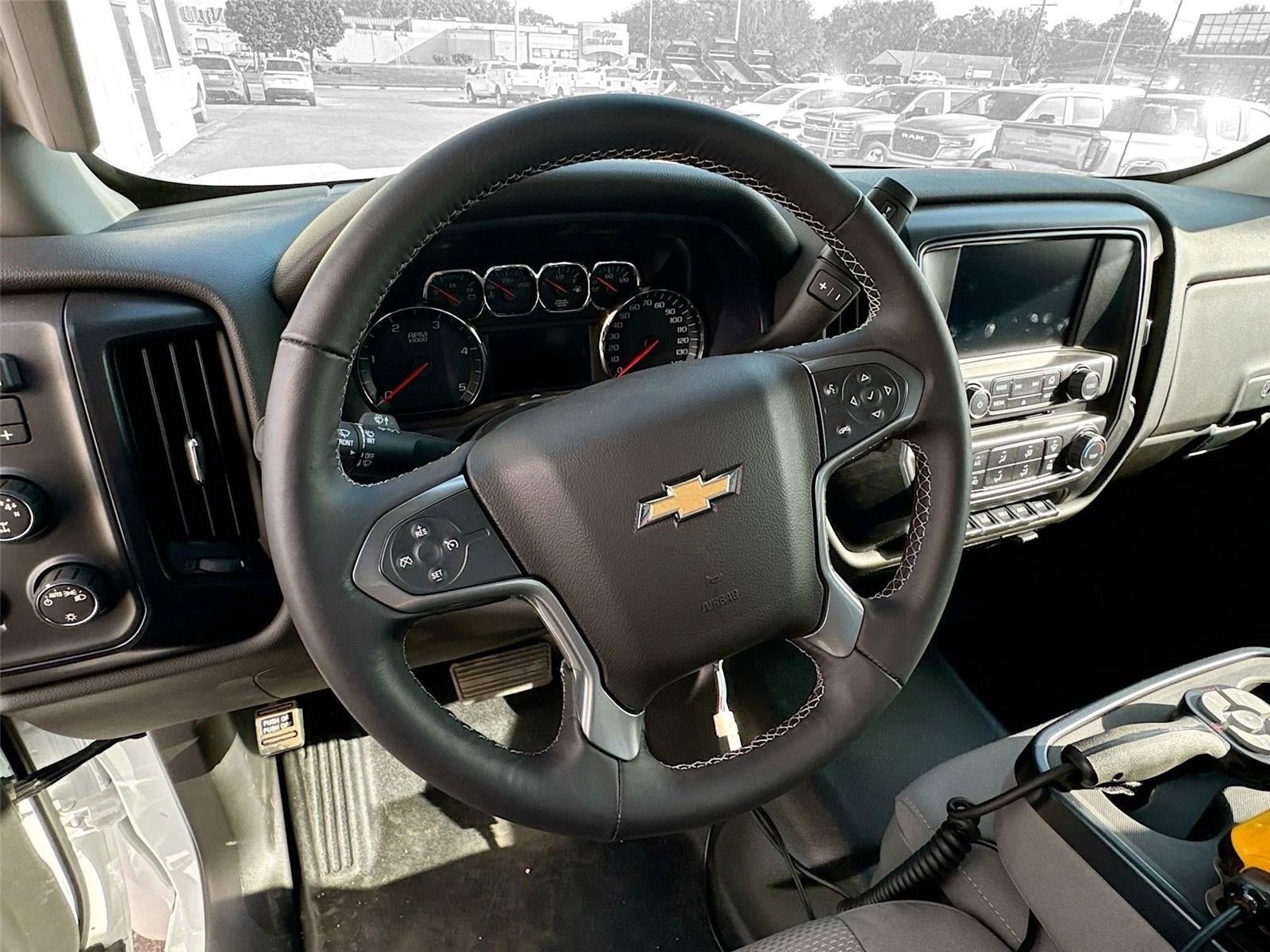2024 Chevrolet Silverado 5500 HD Work Truck