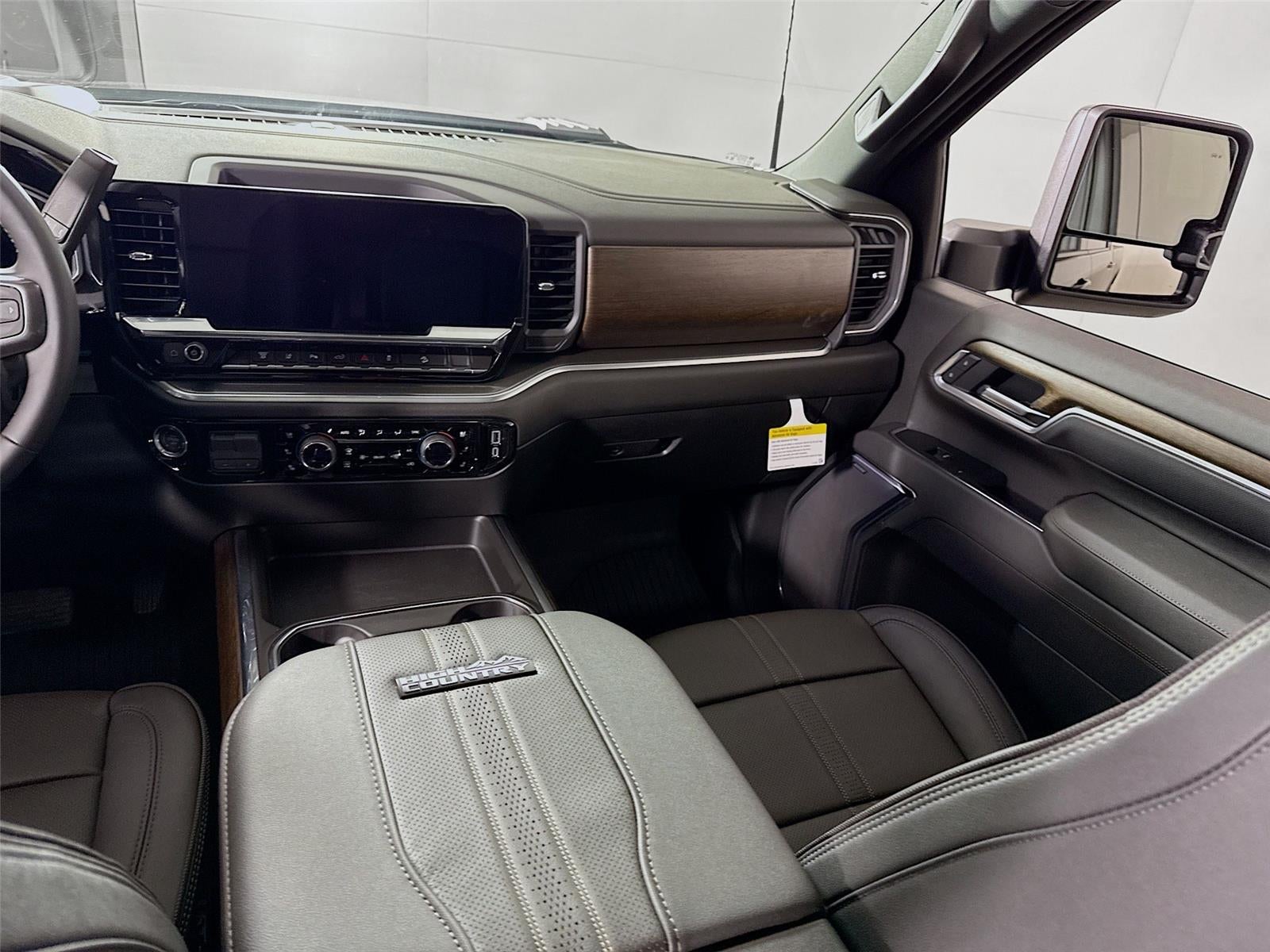 2026 Chevrolet Silverado 3500 HD High Country