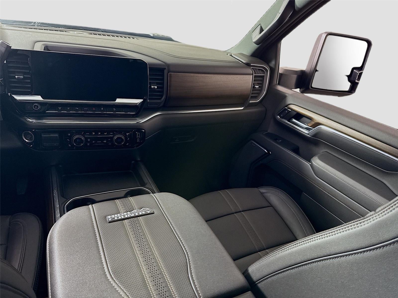 2024 Chevrolet Silverado 3500 HD High Country