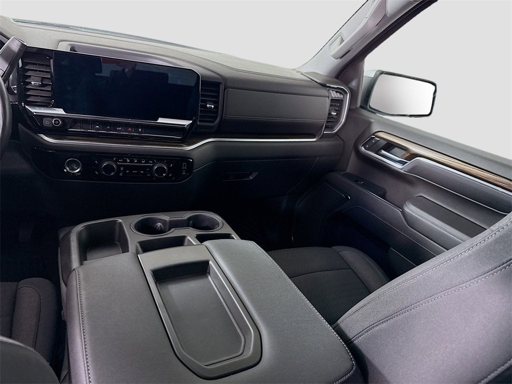 2022 Chevrolet Silverado 1500 LT (2FL)