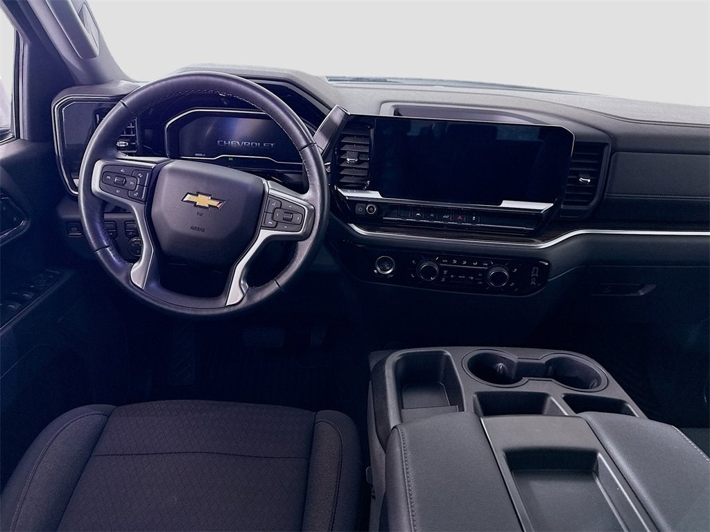 2022 Chevrolet Silverado 1500 LT (2FL)