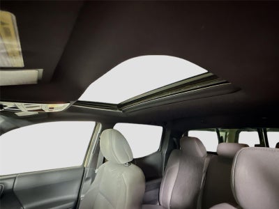 2016 Toyota Tacoma SR