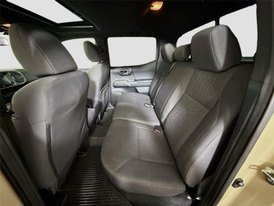 2016 Toyota Tacoma SR