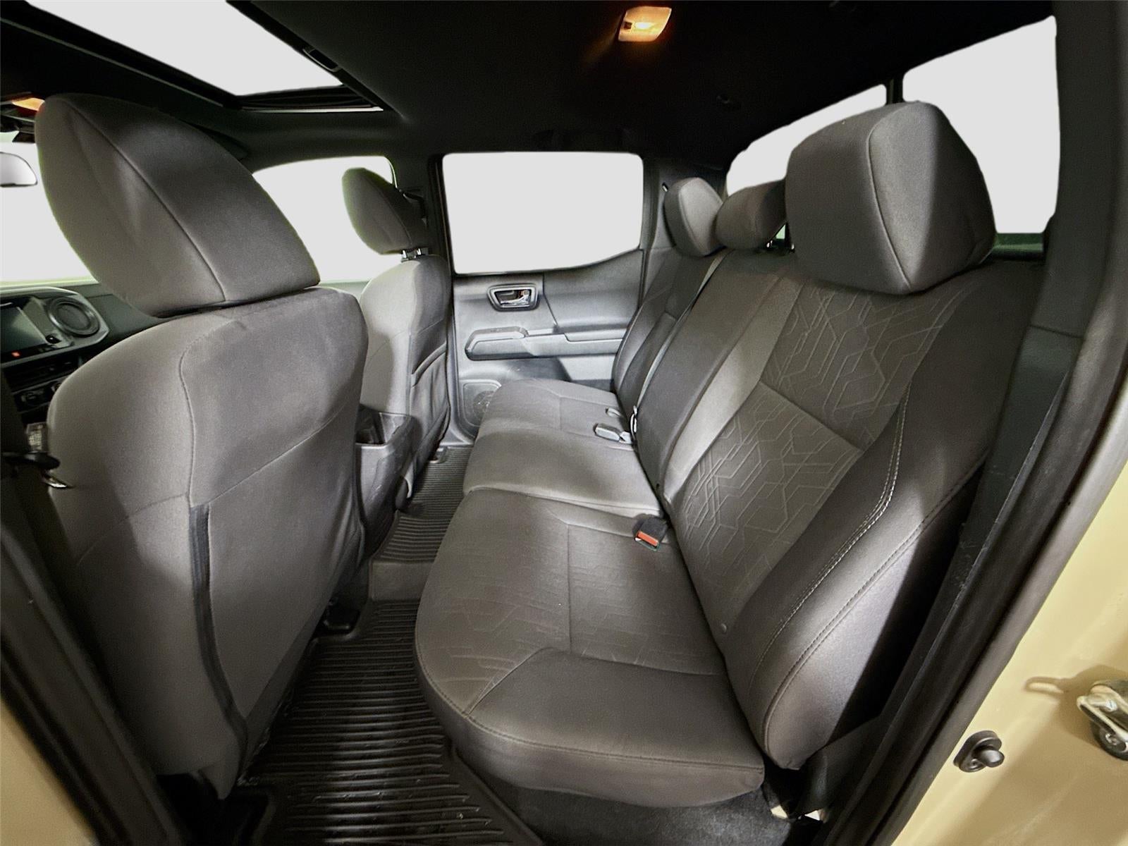 2016 Toyota Tacoma SR