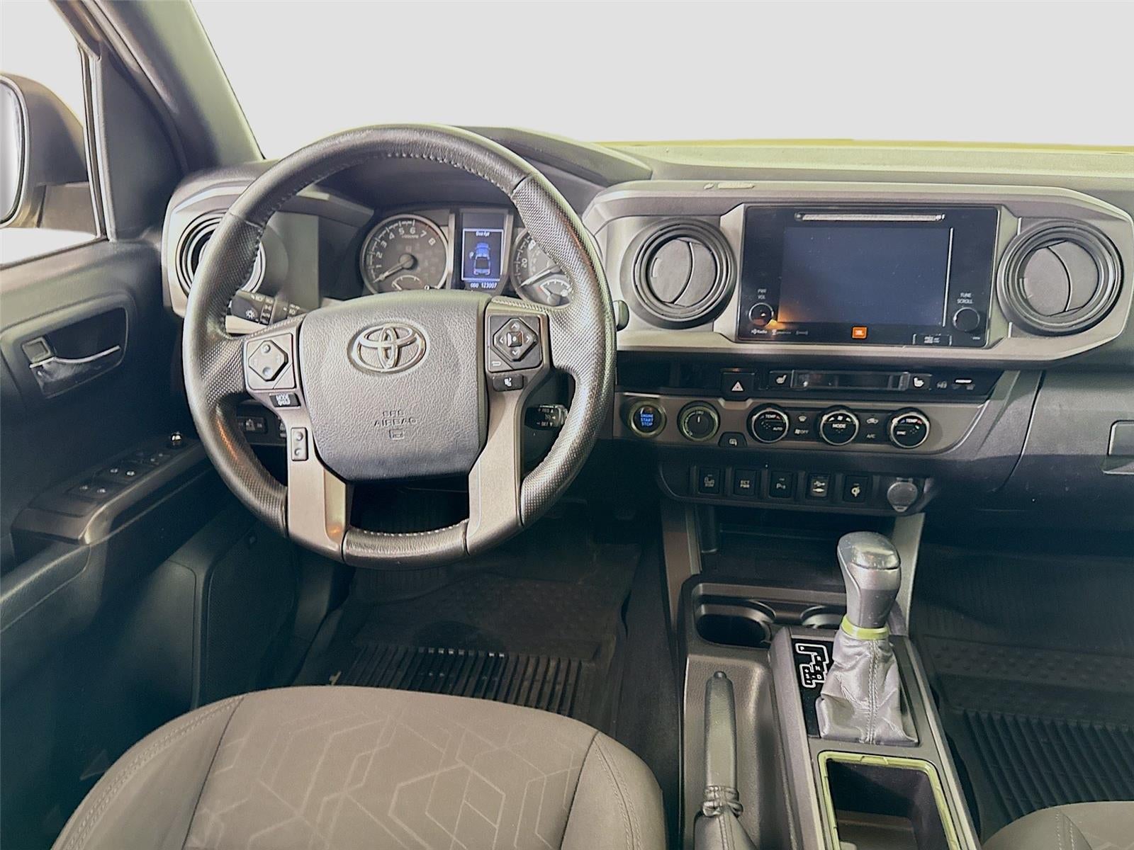 2016 Toyota Tacoma SR