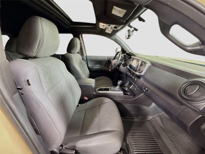 2016 Toyota Tacoma SR