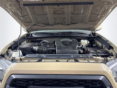 2016 Toyota Tacoma SR